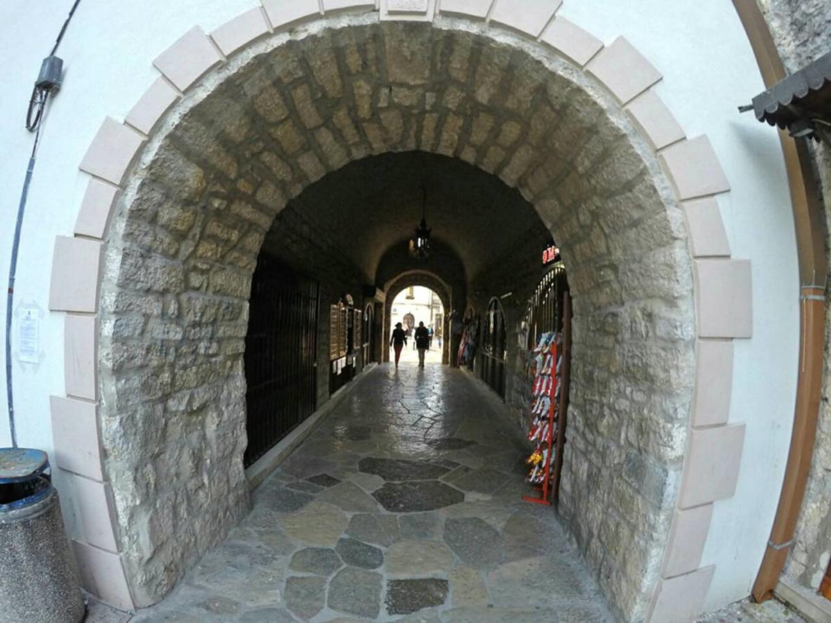 דירות Stone House טרביניה מראה חיצוני תמונה