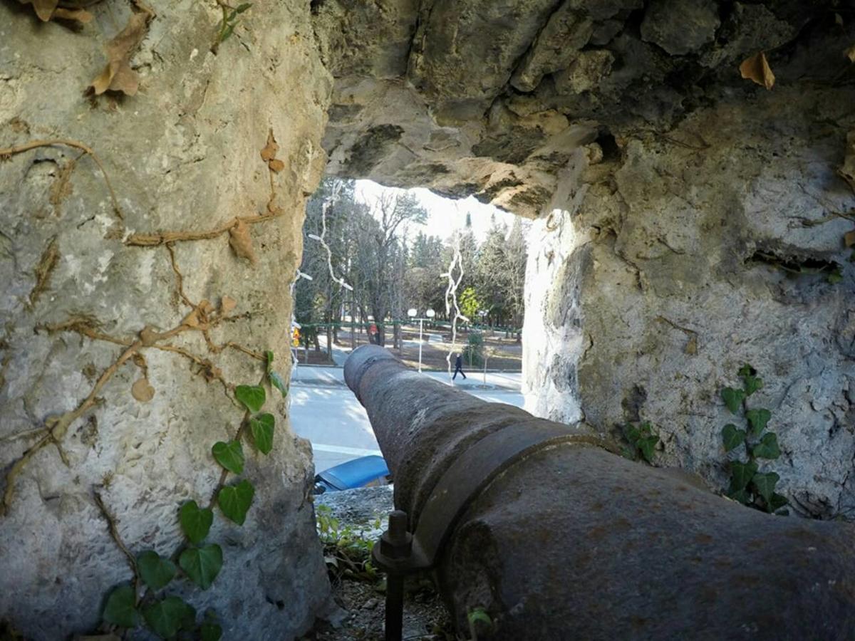 דירות Stone House טרביניה מראה חיצוני תמונה